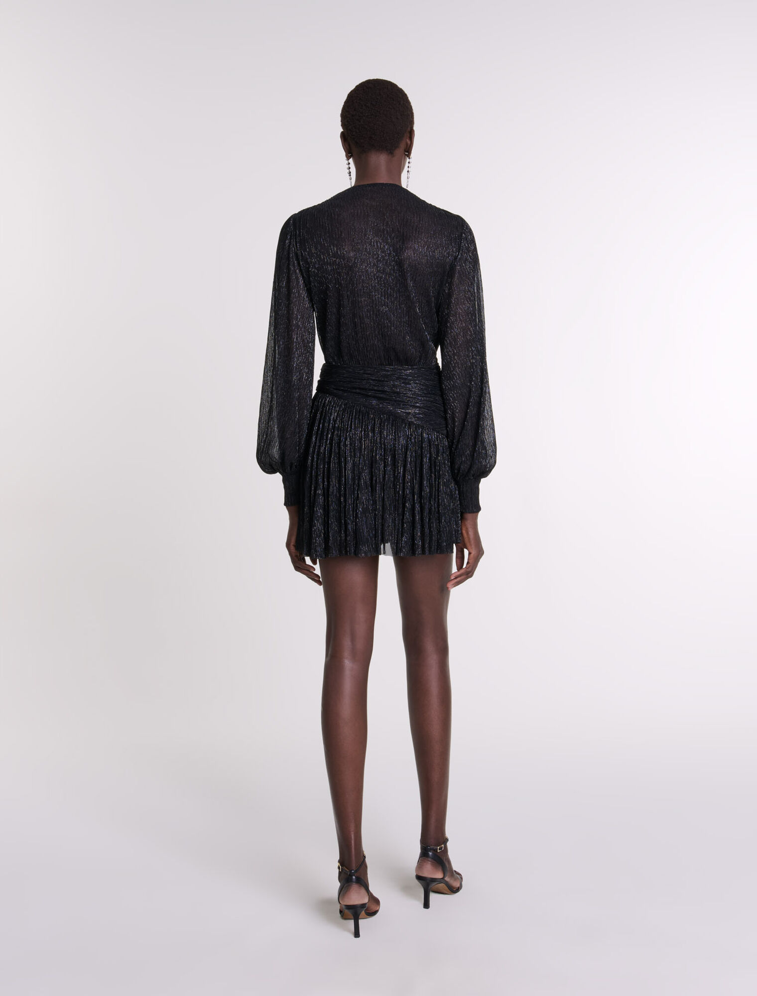 Kurzes Lamé-Kleid