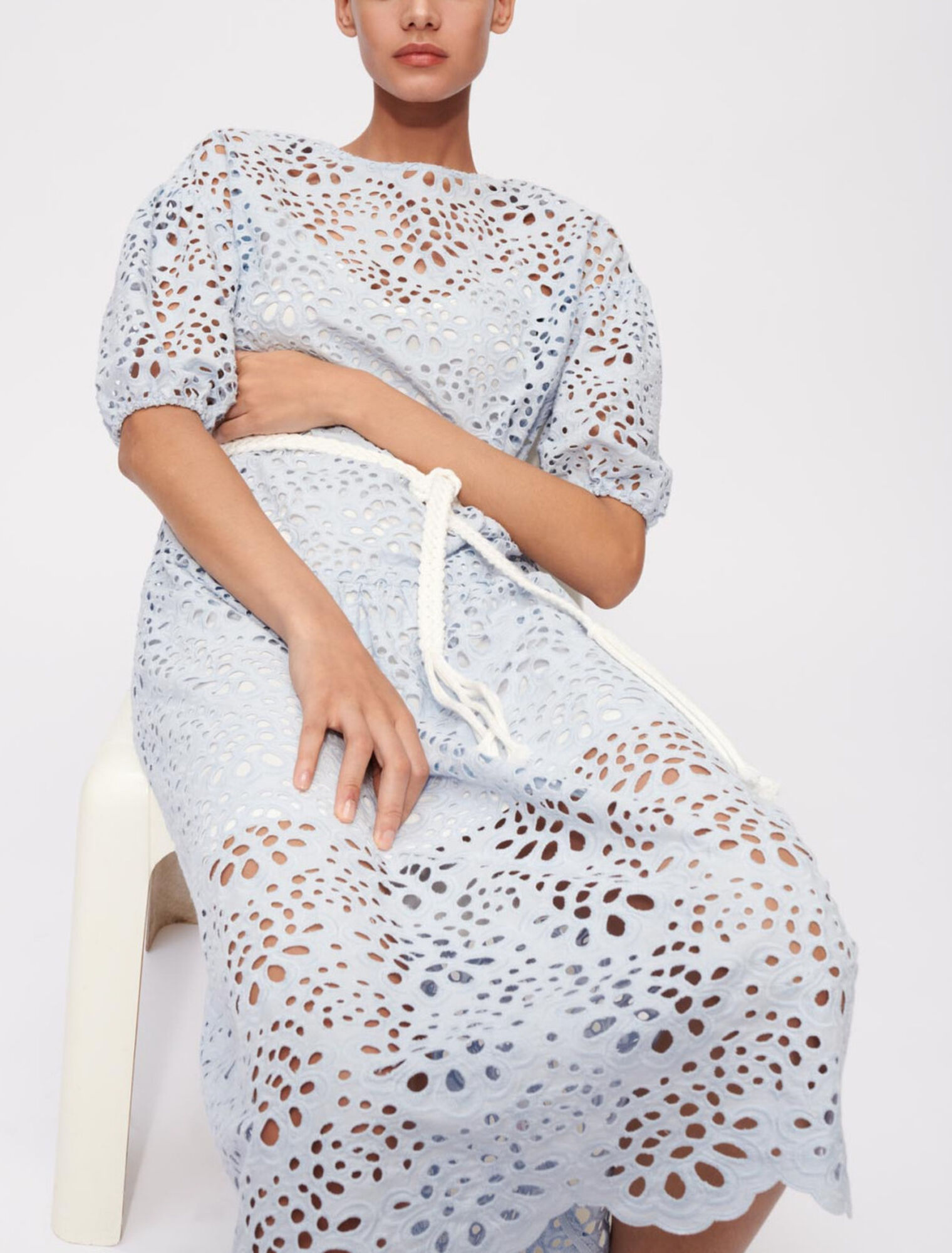 Kleid aus rückenfreier Guipure-Spitze