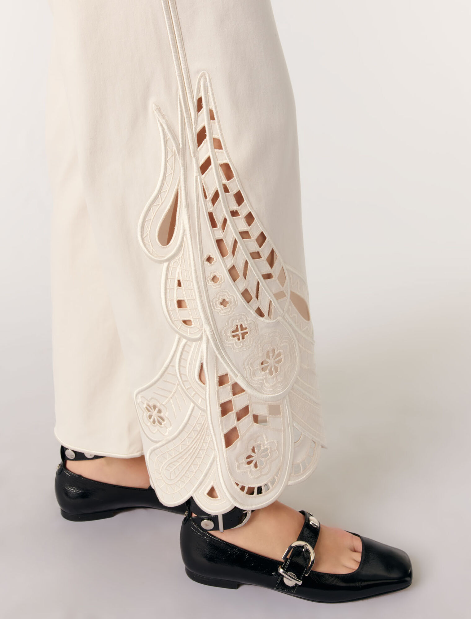 Bestickte Hose
