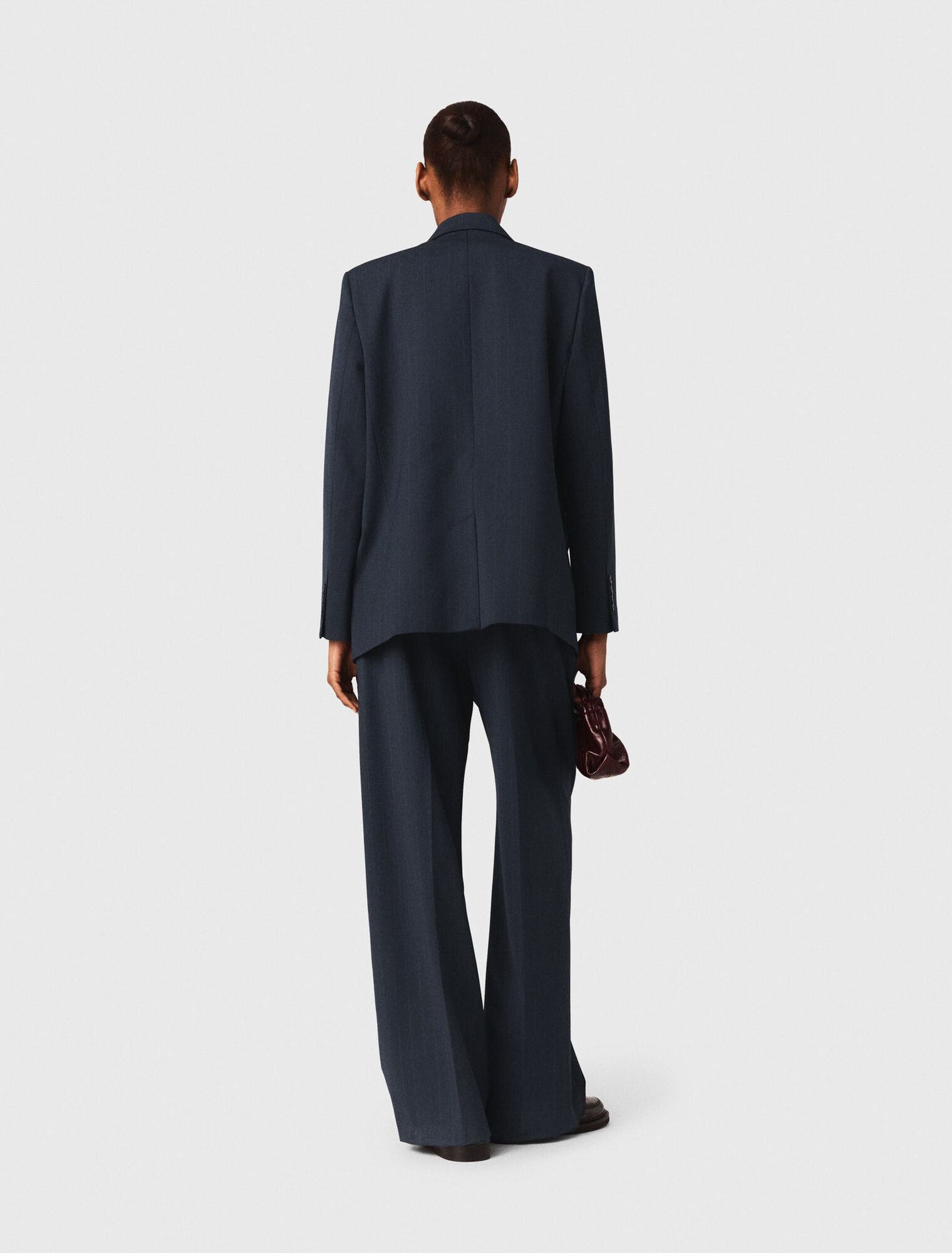 Gestreifte Kost&uuml;mjacke