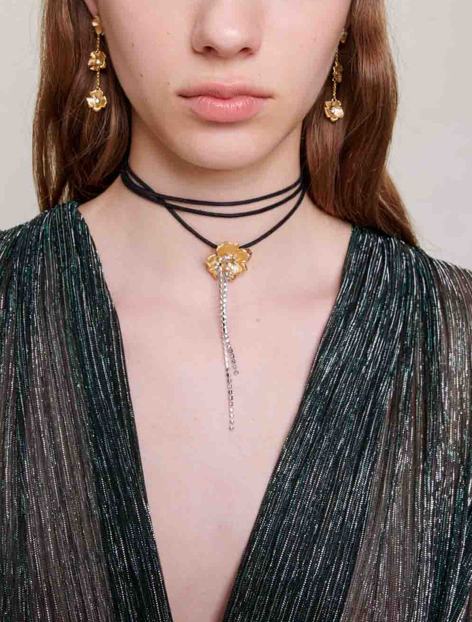 Kurzes Kleid mit Metallic-Garn