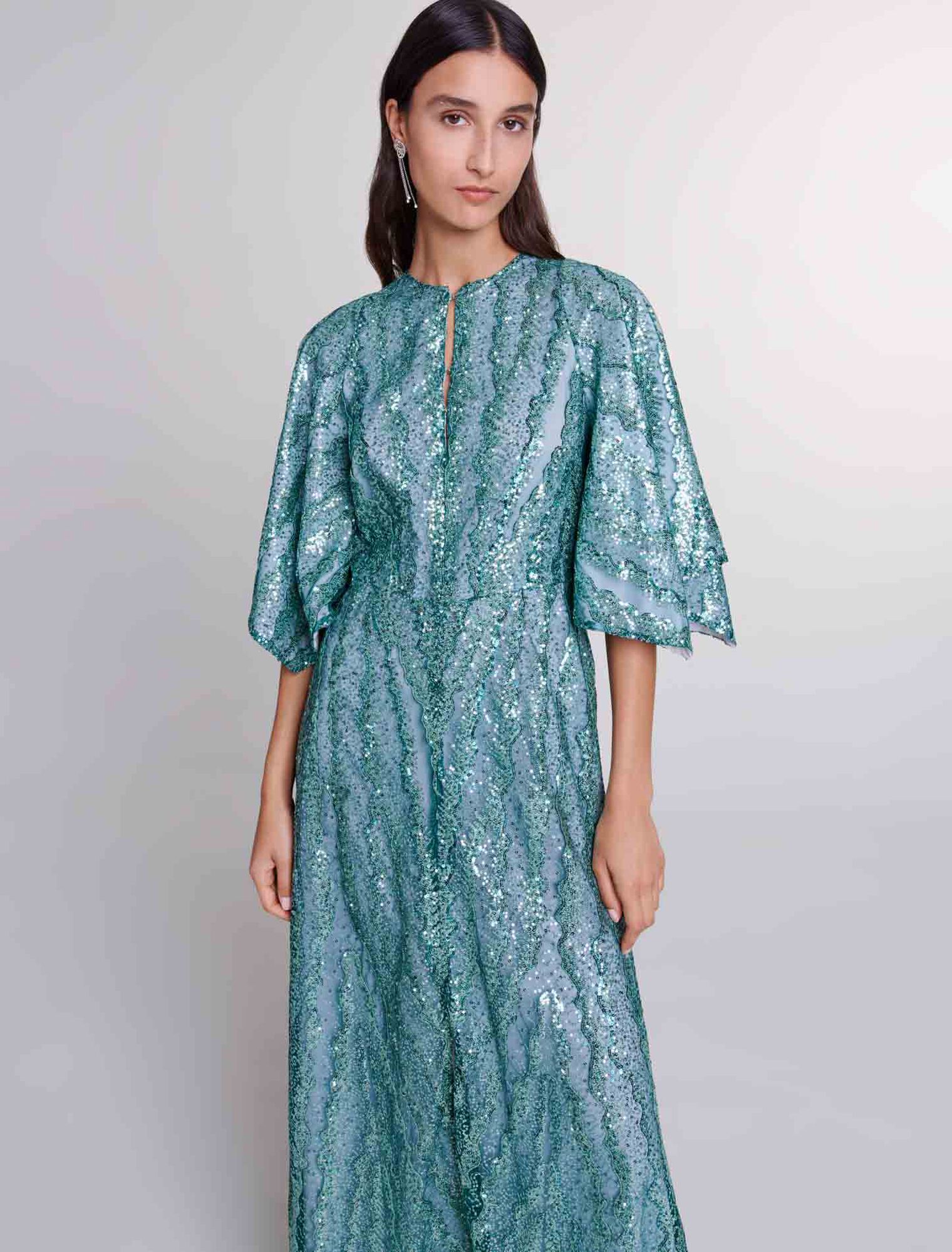 Langes Pailletten-Kleid