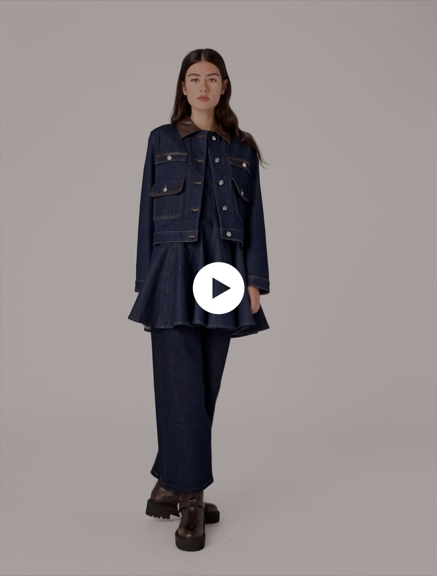 Jeansjacke mit Kunstlederkragen