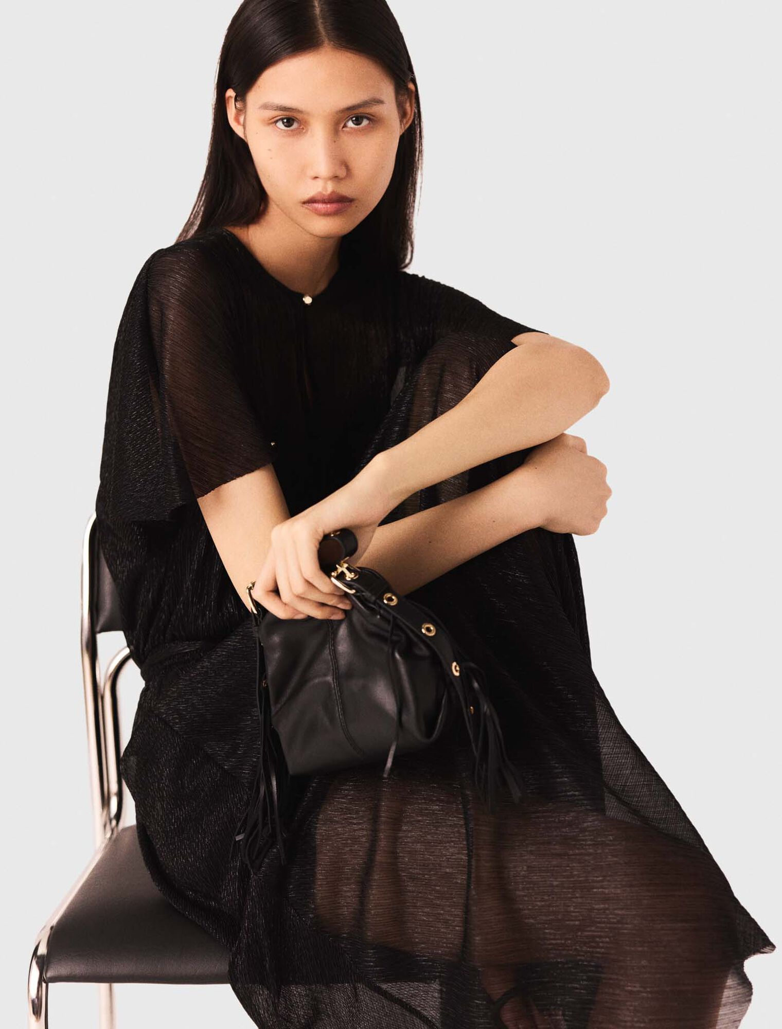 Langes metallisches Kleid