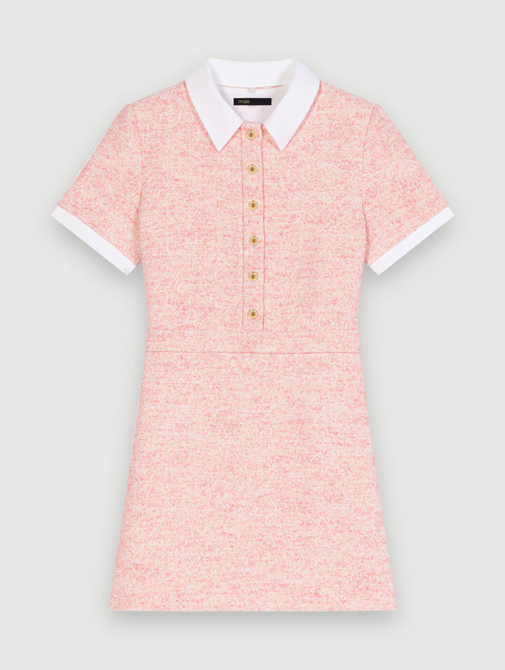 Rosafarbenes Kleid im Kostüm-Stil