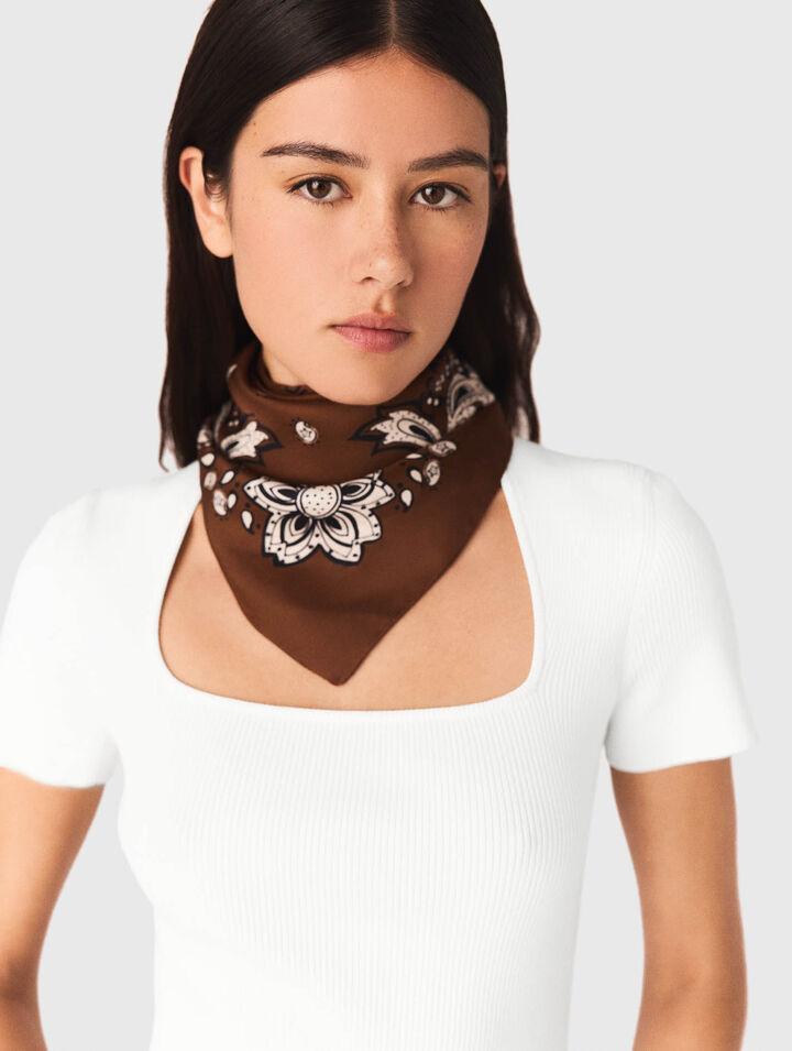 Seidentuch mit Bandana-Print