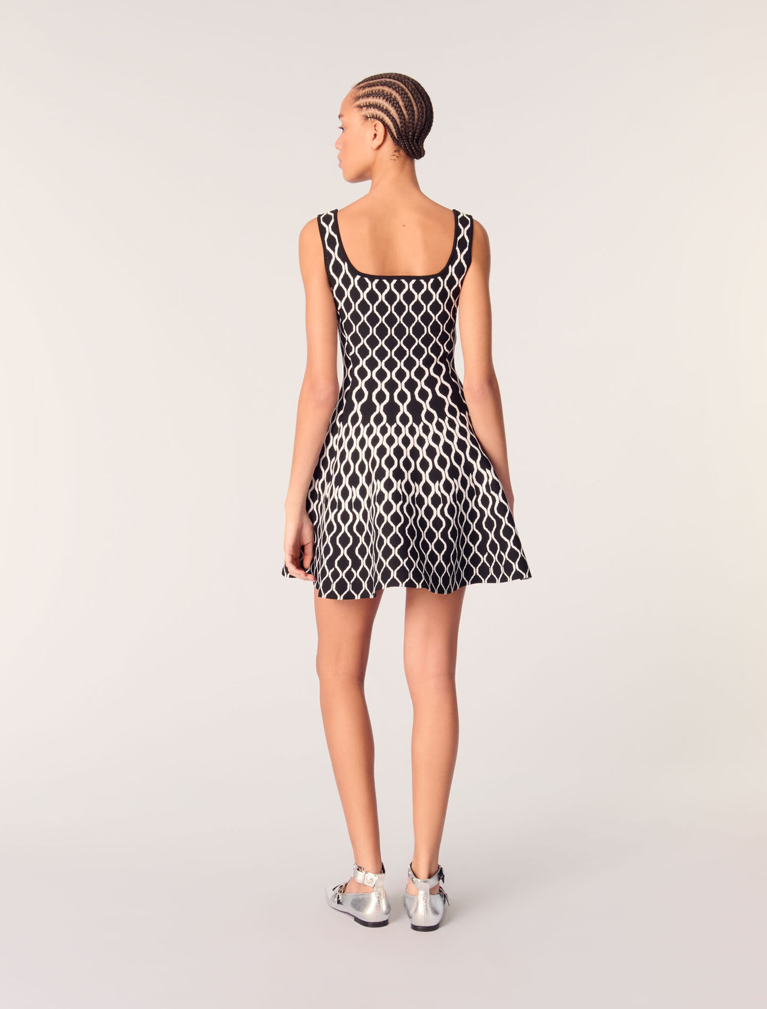 Kurzes Strickkleid mit Motiv