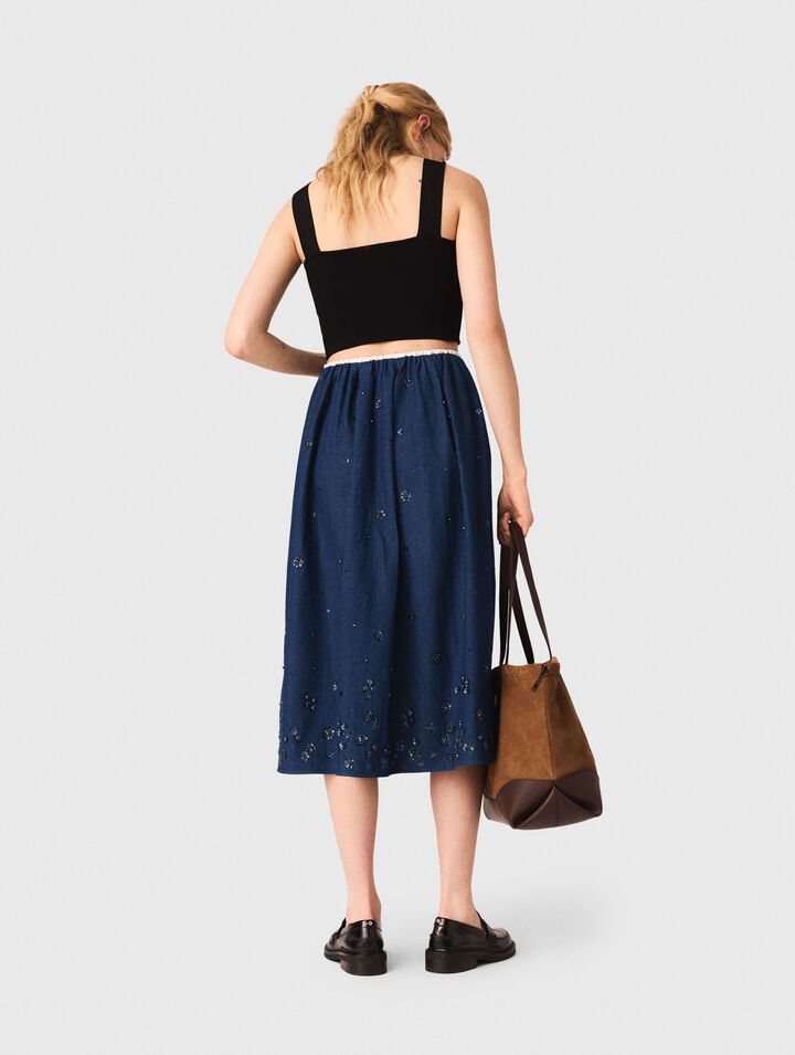 K&uuml;rzeres Strickoberteil mit Tr&auml;gern