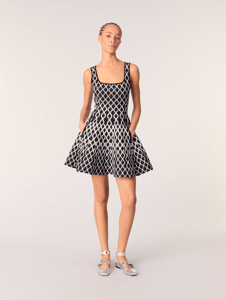 Kurzes Strickkleid mit Motiv