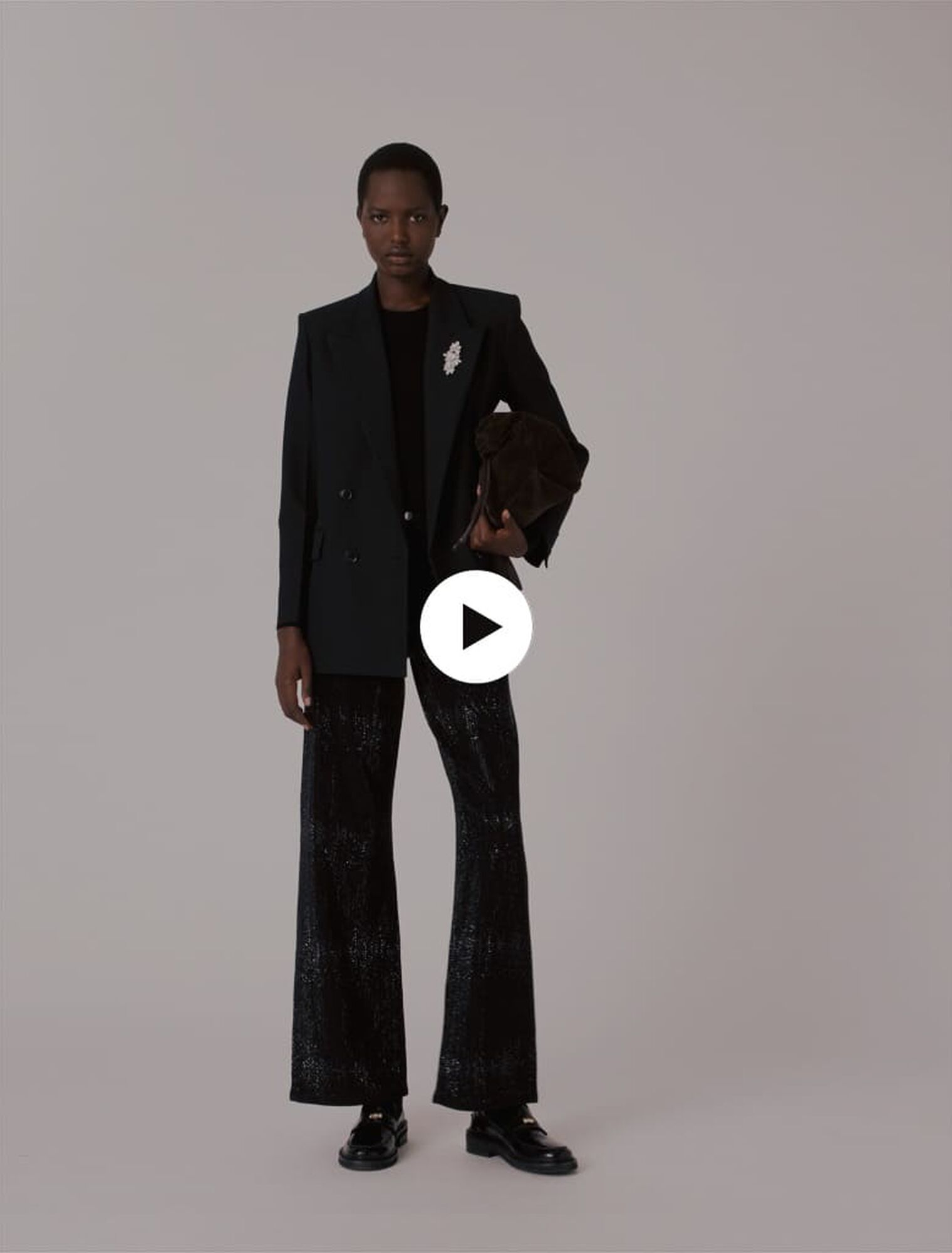 Weite Jeans mit Strass