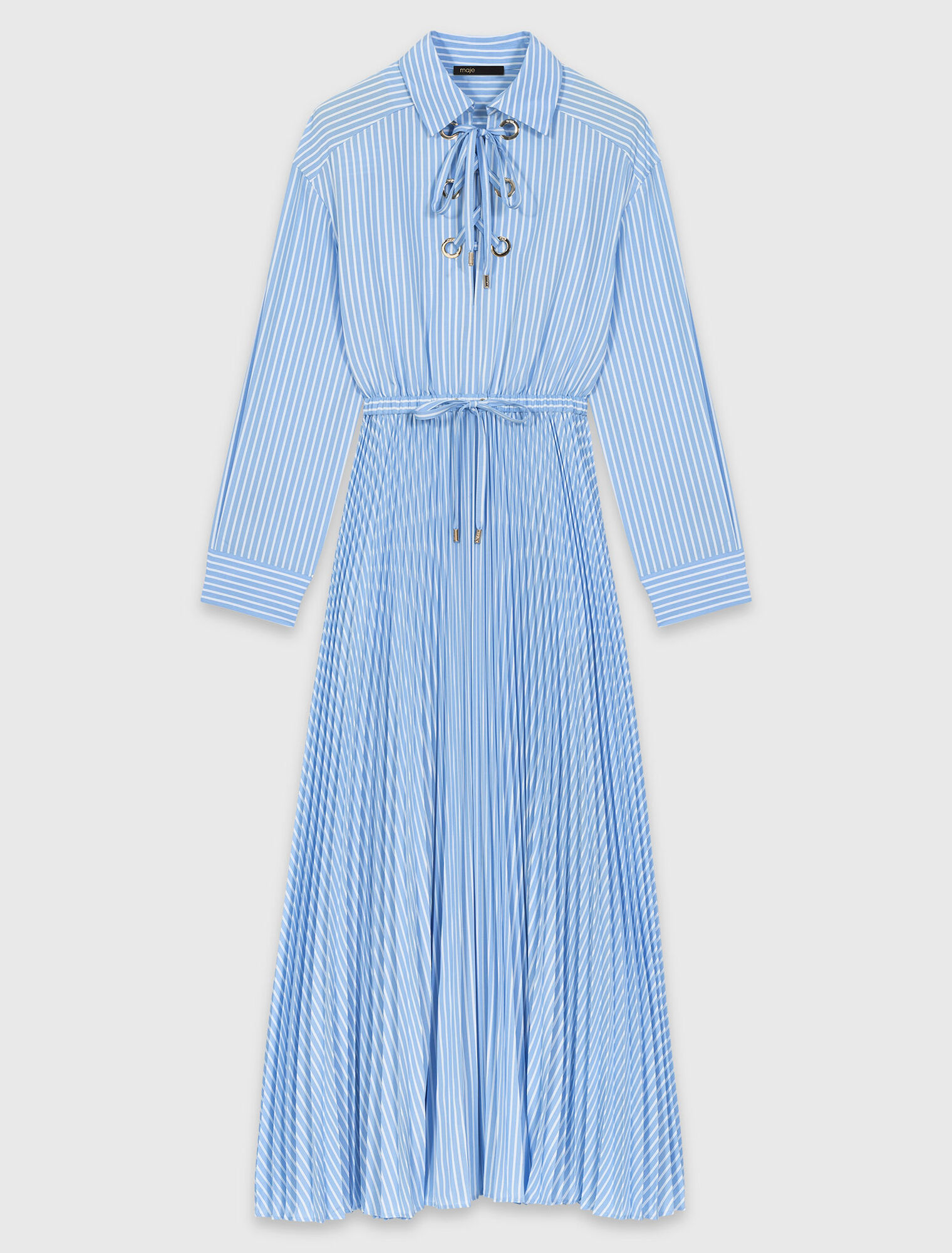 Langes Plisseekleid mit &Ouml;sen