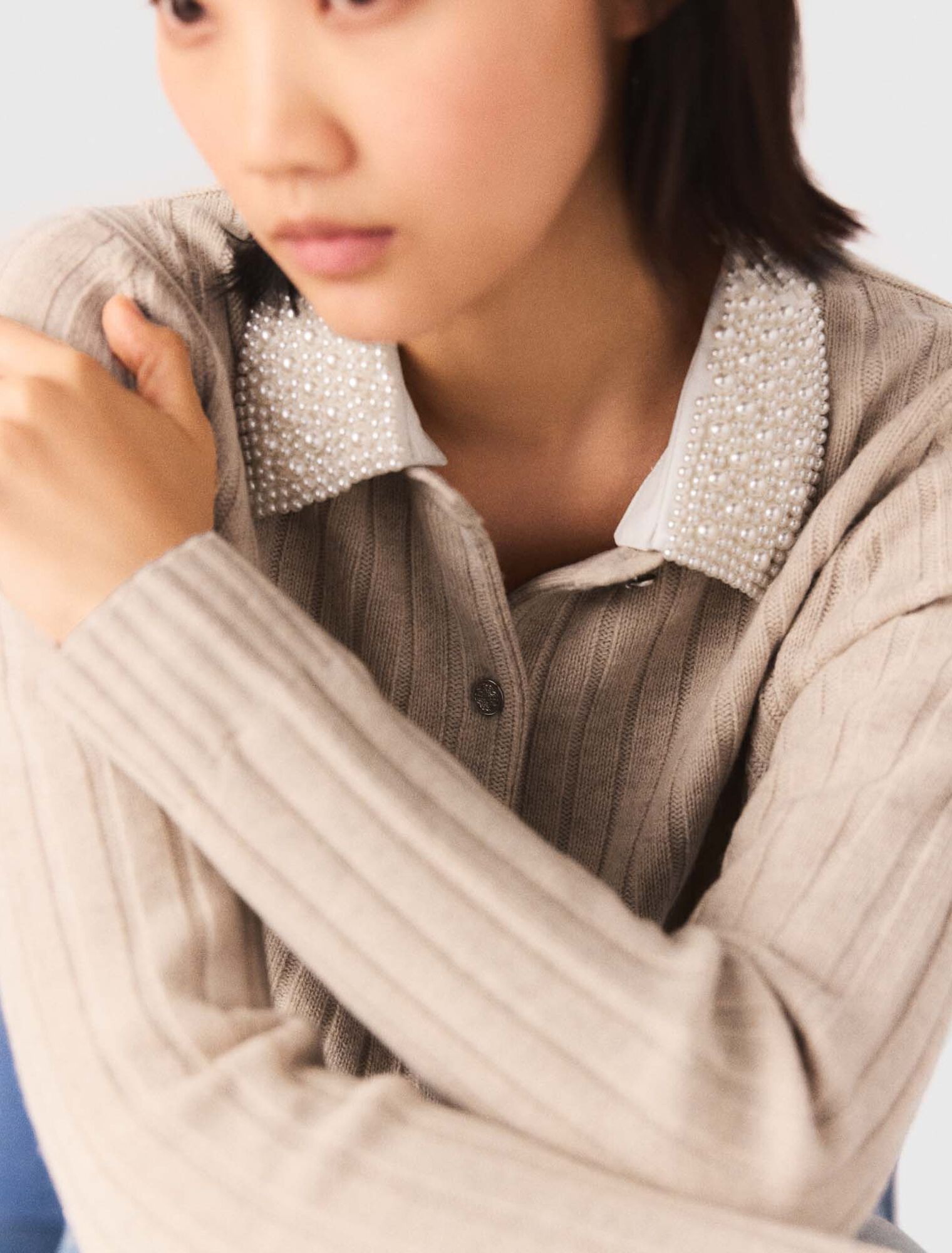 Cardigan, abnehmbarer Perlenkragen