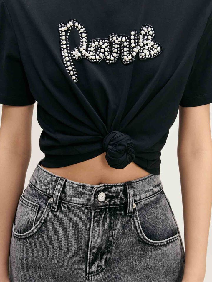 T-Shirt mit Stickerei