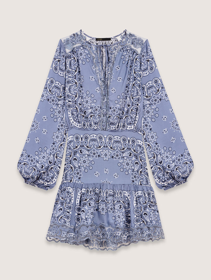 Fließendes kurzes Kleid mit Print