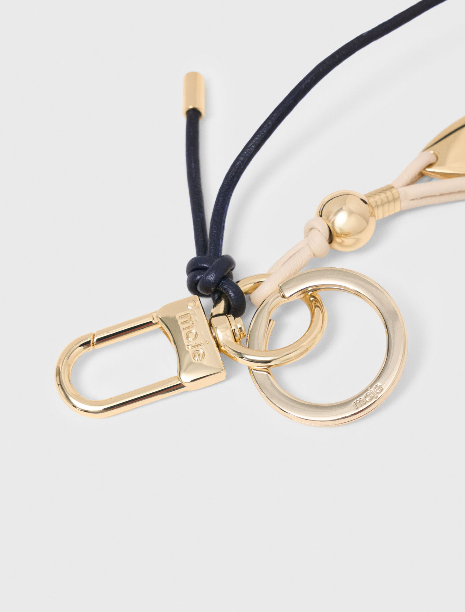 Charms mit maritimen Details