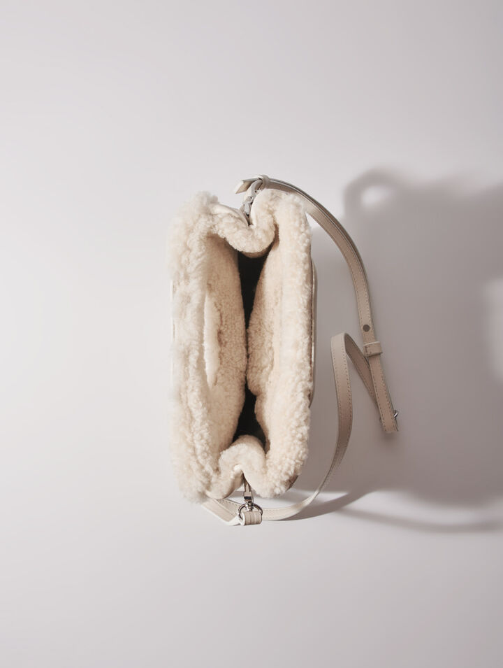 Tasche M aus Kunstfell