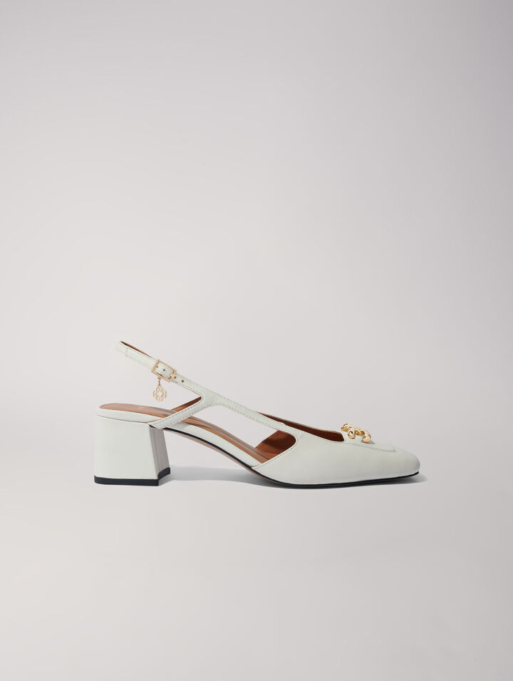 Pumps mit eckiger Spitze aus Leder