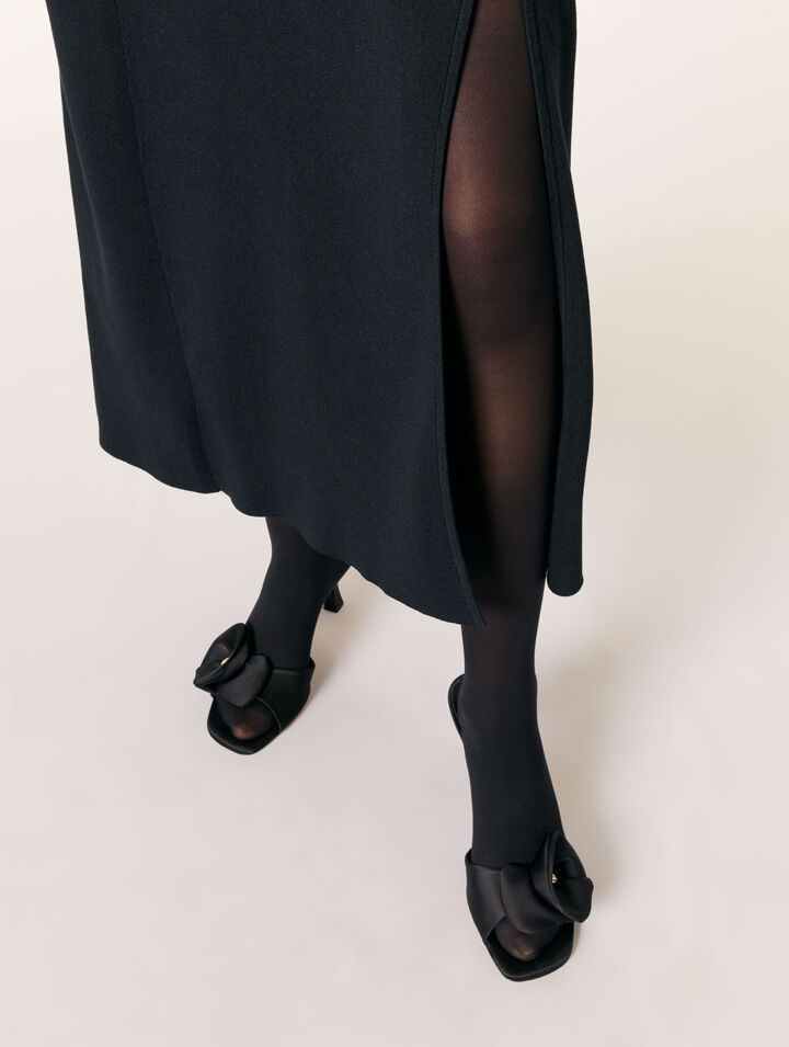 Langes asymmetrisches Strickkleid