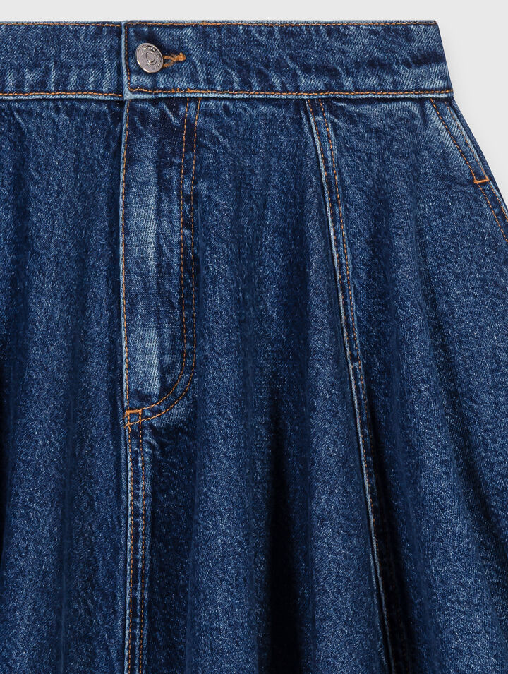 Kurzer ausgestellter Jeansrock