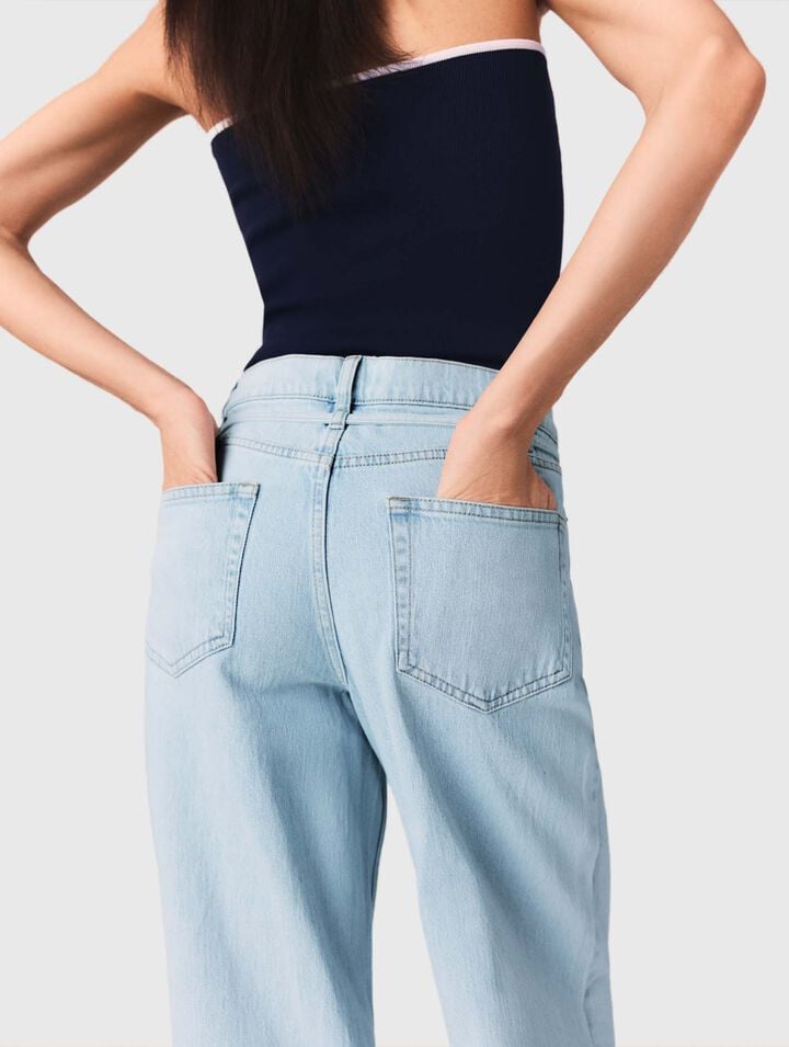 Weite Jeans mit Strass