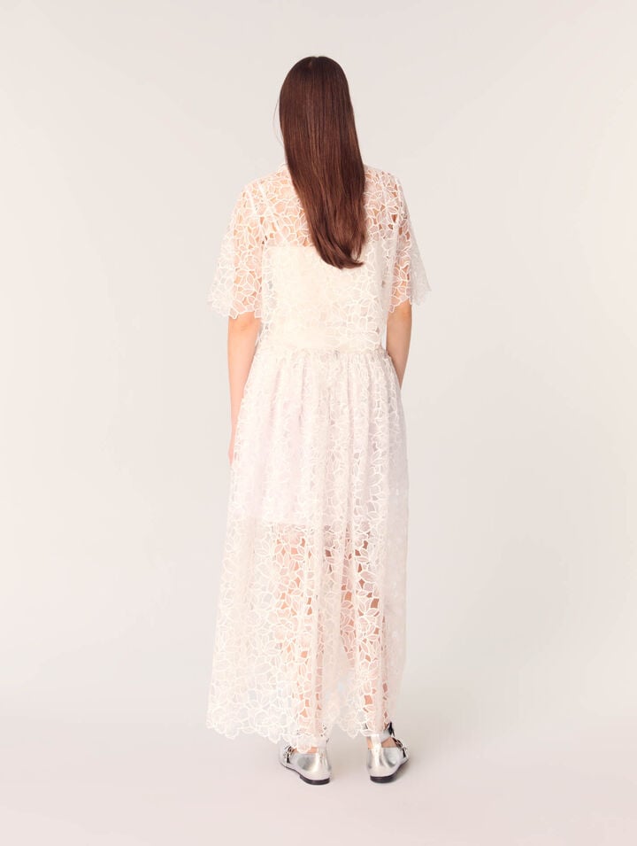 Kurze Bluse aus floraler Guipure-Spitze