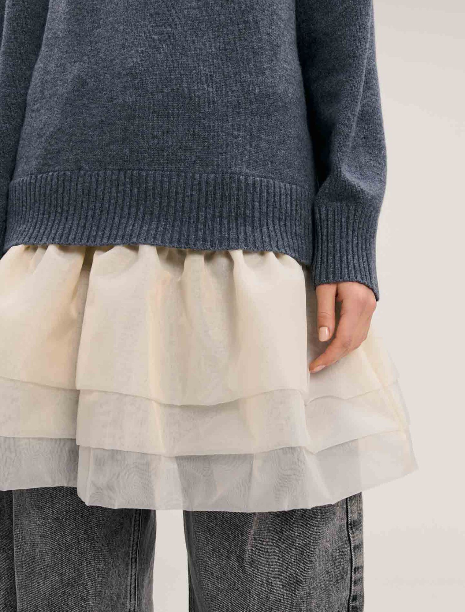 Bi-Material-Kleid Wolle und Organza