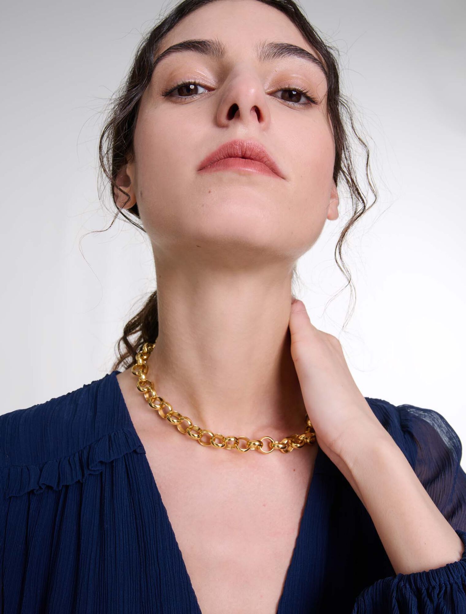 Kurzes Kleid mit Volants