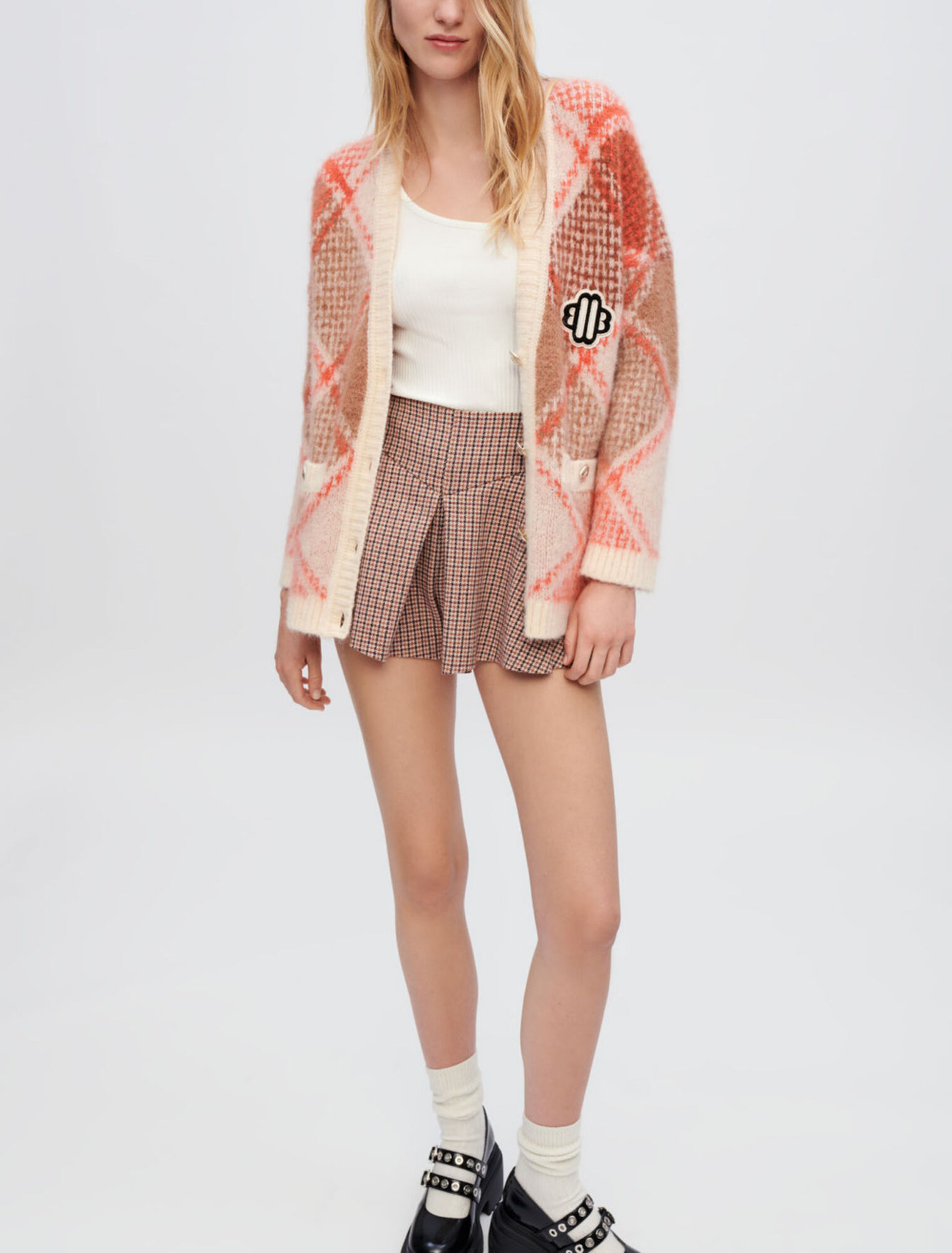 Fluffige Strickjacke aus Rauten-Jacquard