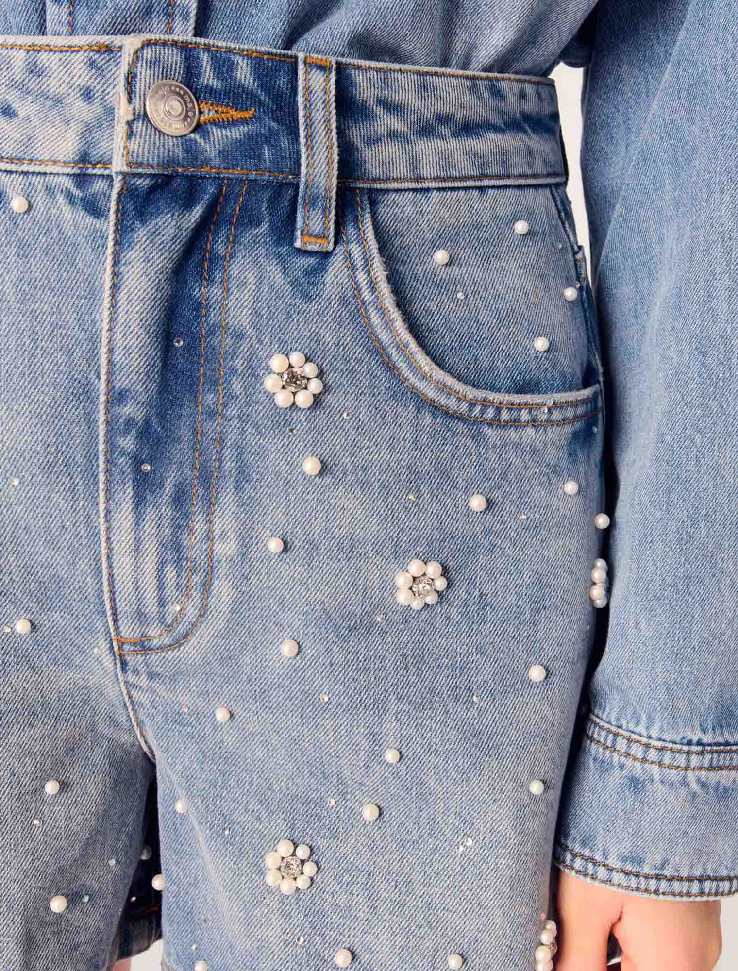 Denim-Shorts mit bestickten Perlen