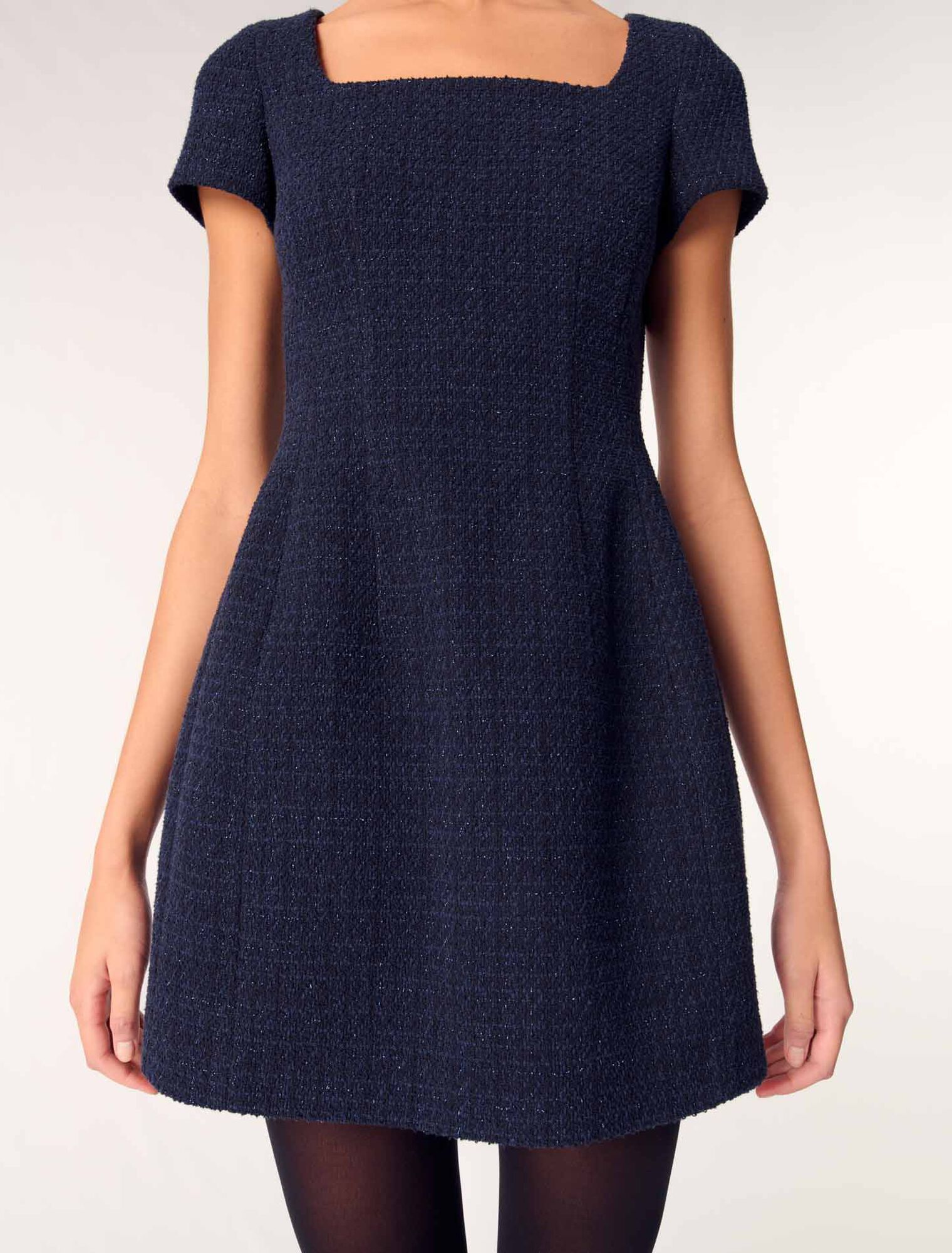 Kurzes Tweed-Kleid