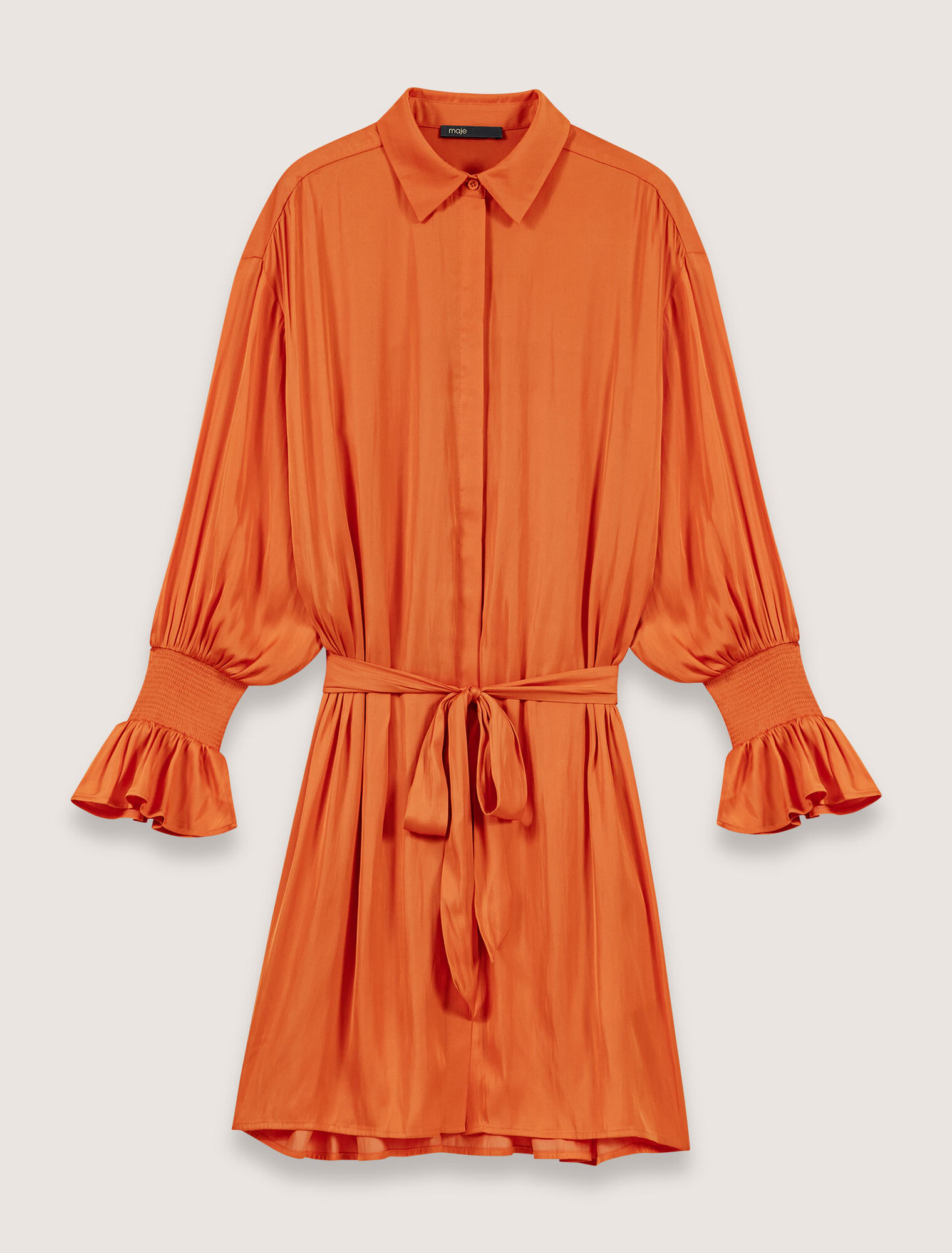 Kurzes Satin-Kleid