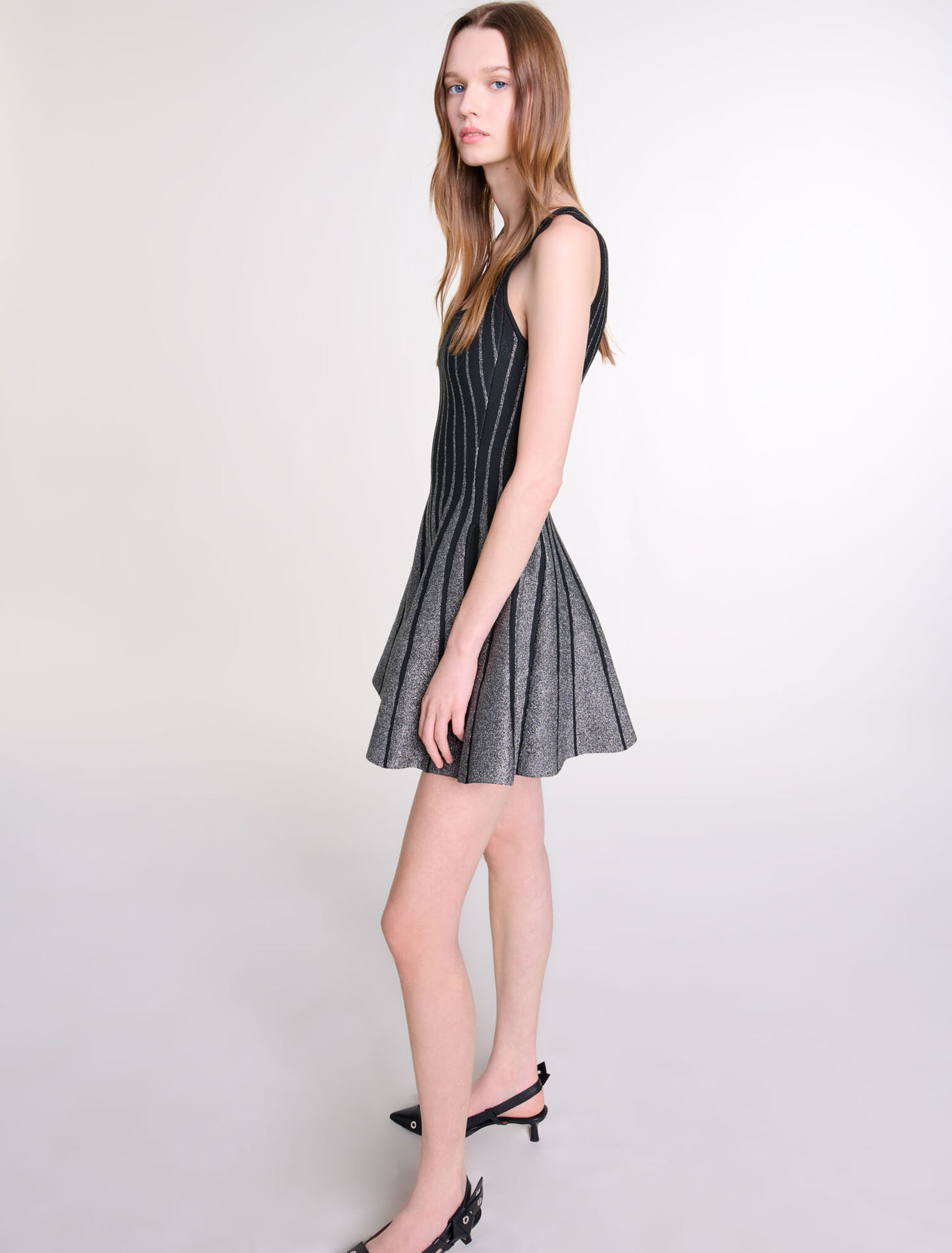 Kurzes Kleid aus Jacquard-Strick