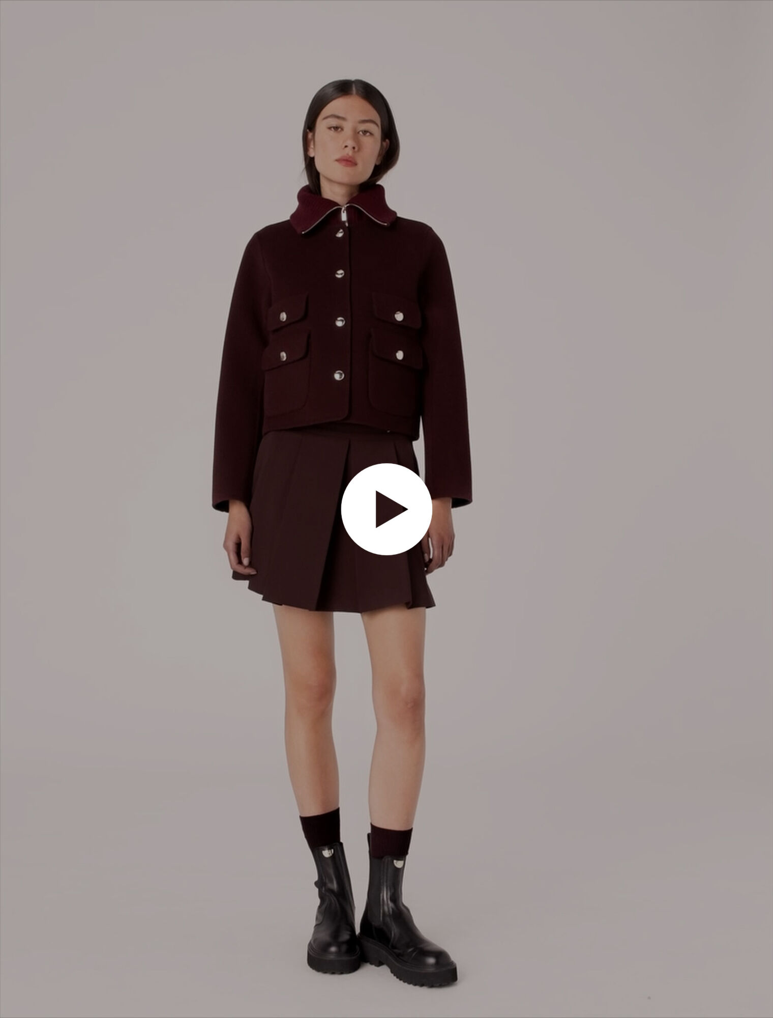 Kurze, wendbare Doubleface-Jacke