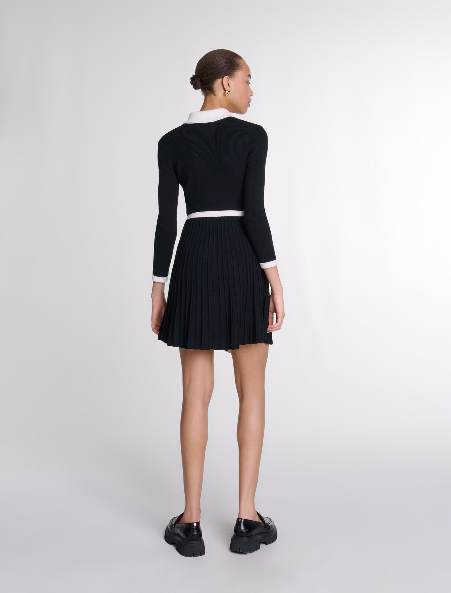 Kurzes Strickkleid