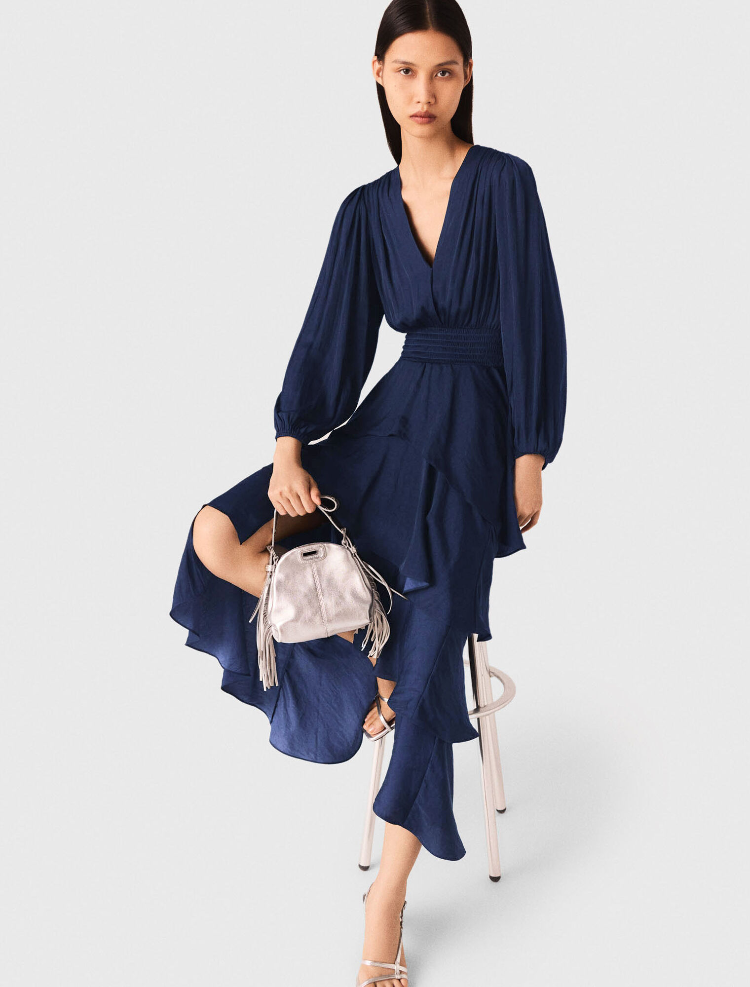 Langes Rüschenkleid