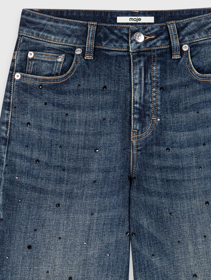 Weite Jeans mit Strass