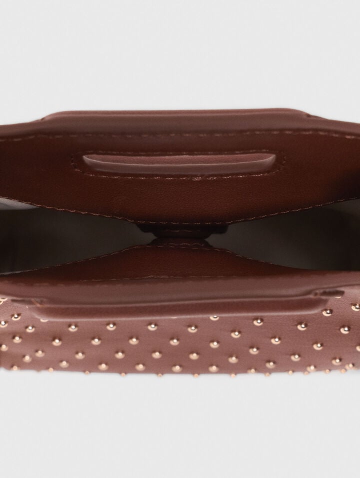 Minitasche M aus Leder mit Nieten