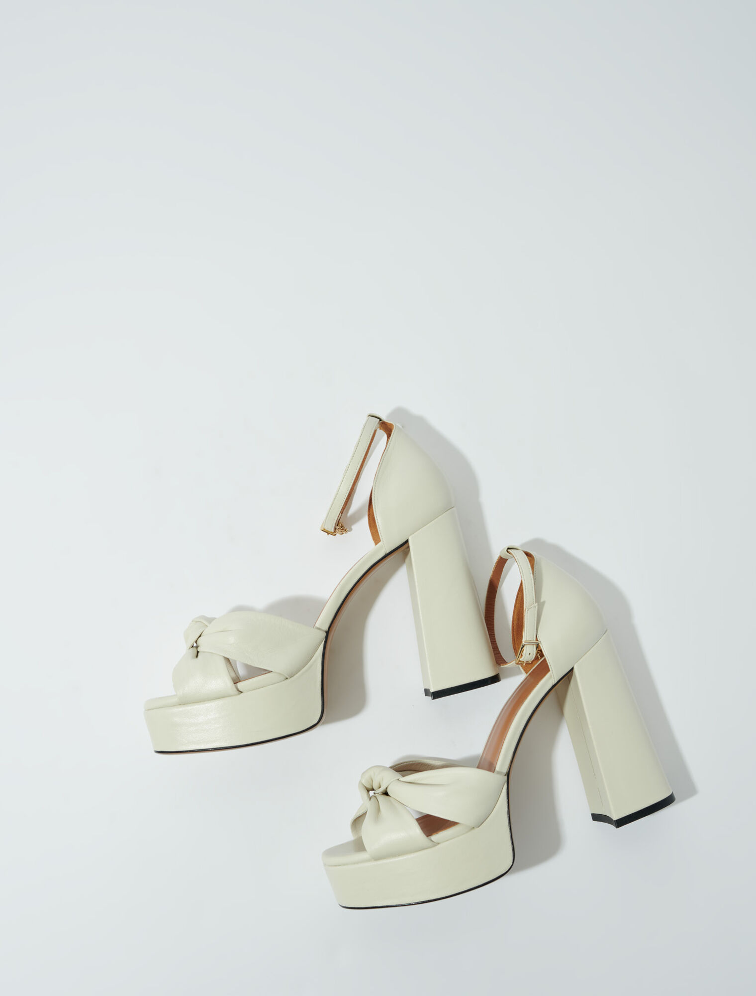 Plateausandalen aus Leder