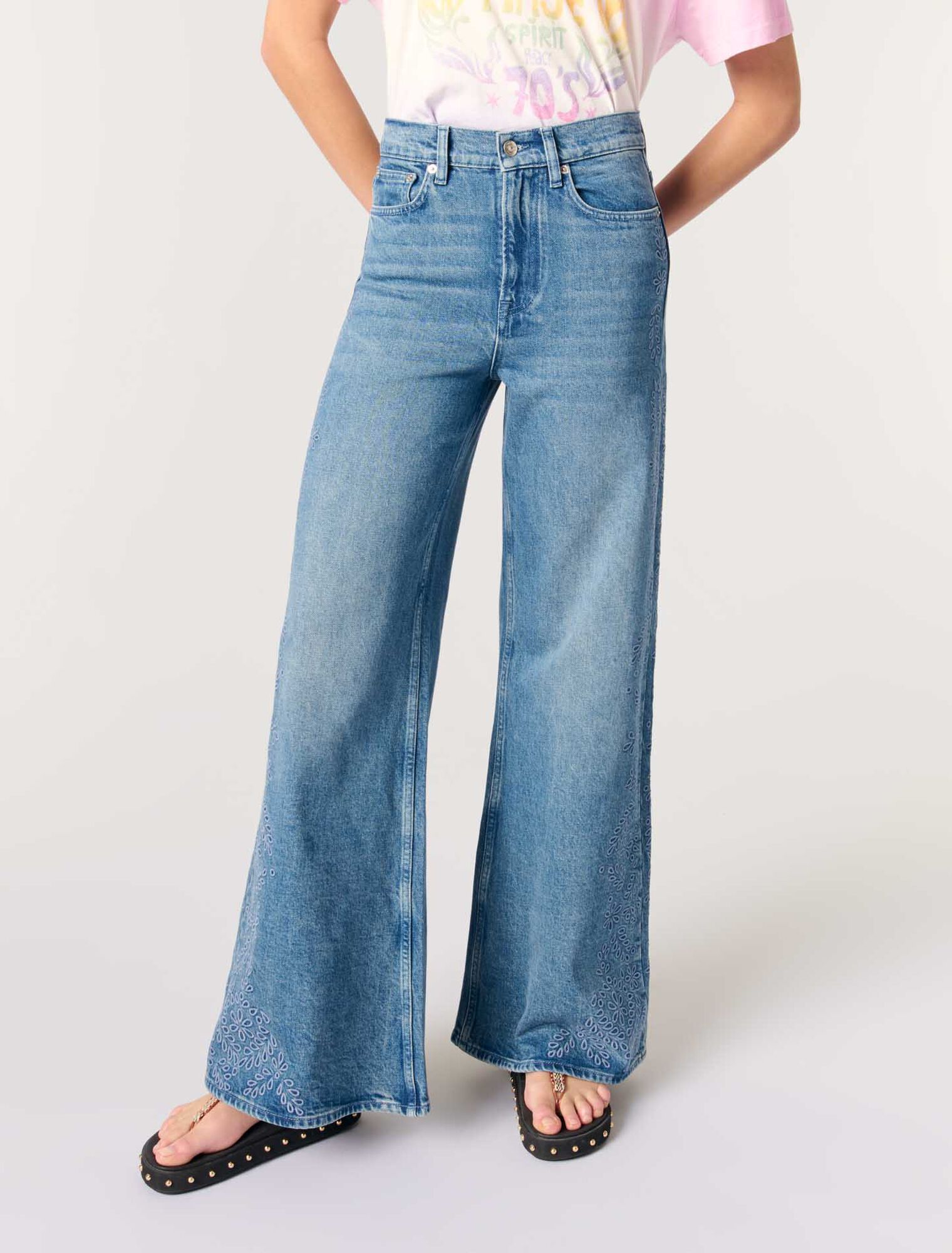 Bestickte Jeans