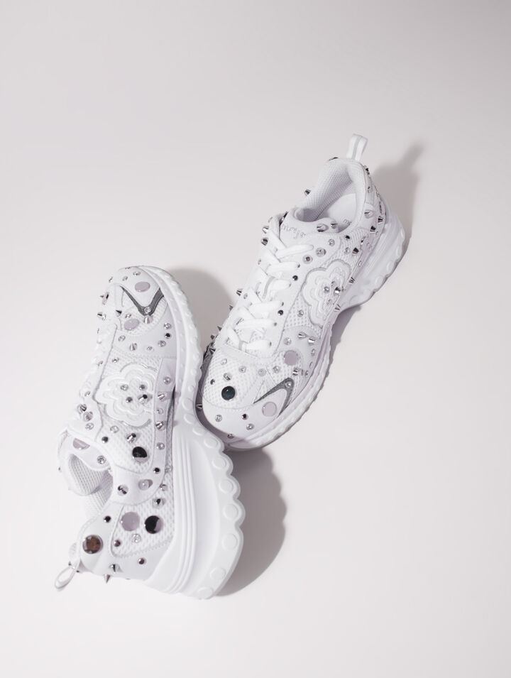 M Sneakers mit Nieten