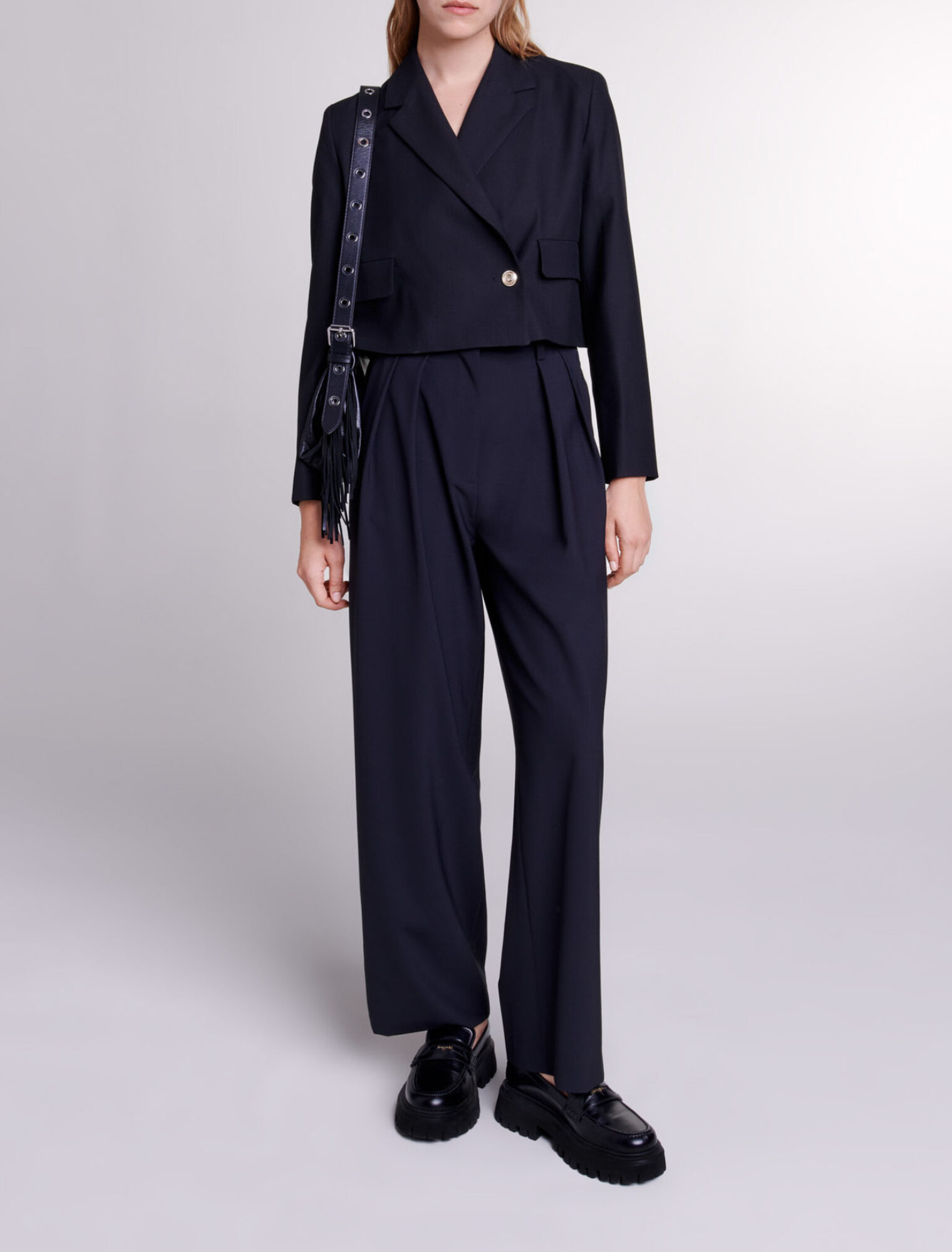 Short straight-fit jacket