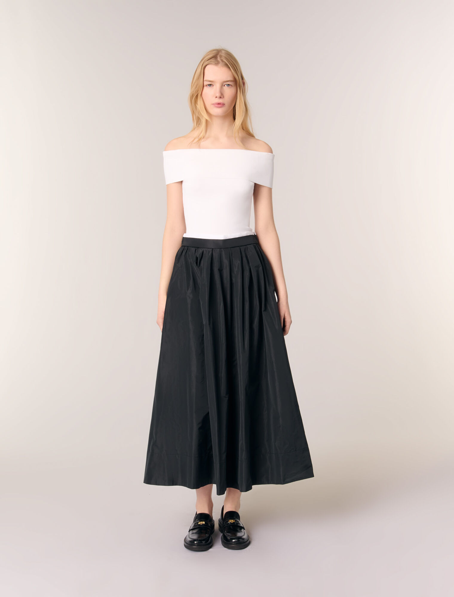 Langer Rock mit Kontrast-Taille 