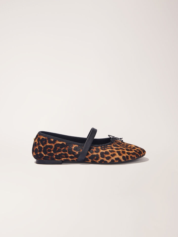 Lederballerinas mit Leopardenoptik
