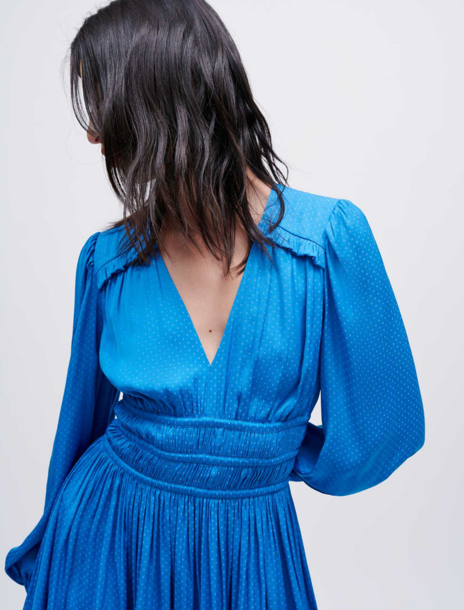 Satin-Kleid mit Rüschen