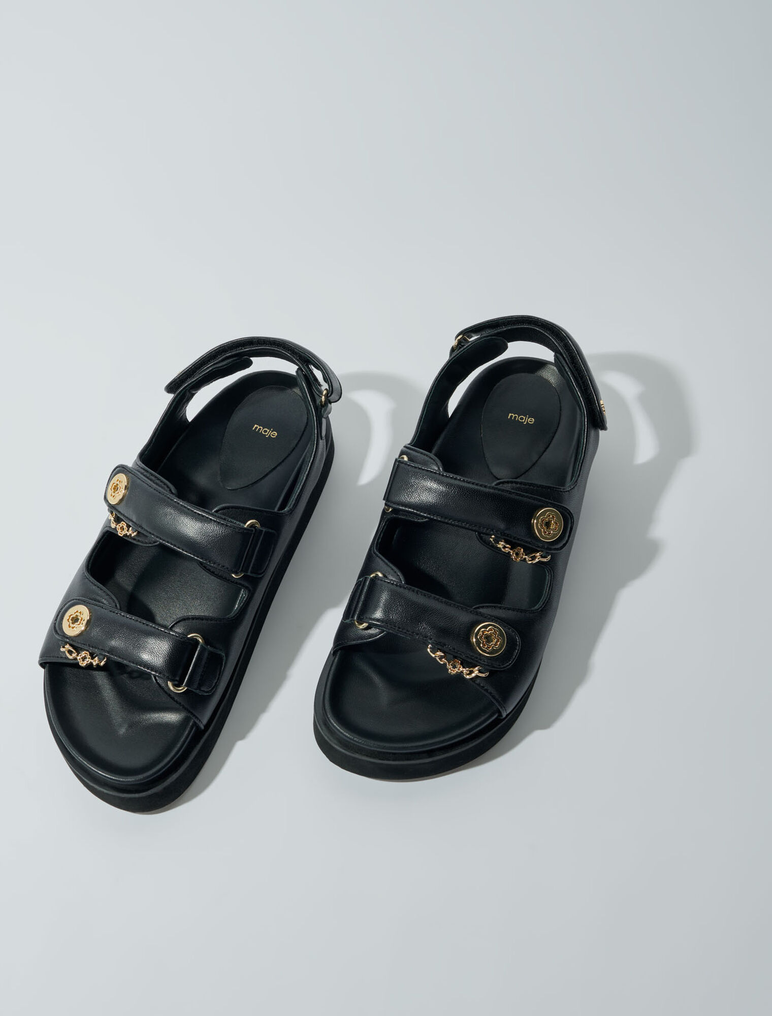 Flache Ledersandalen