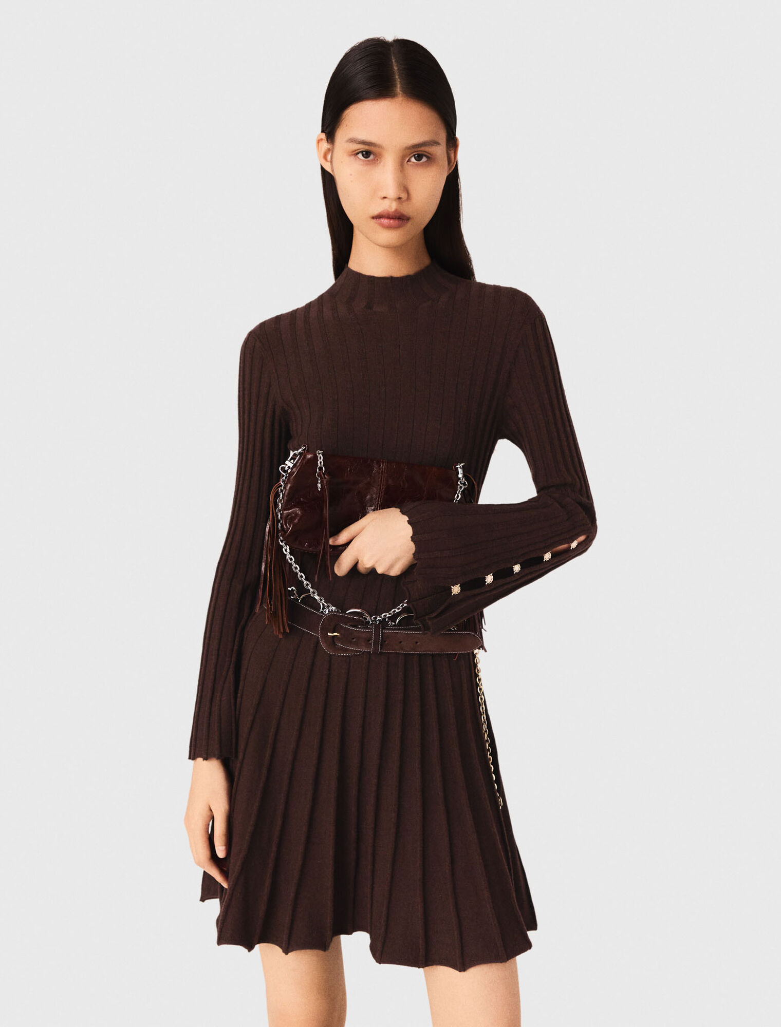 Kurzes Skaterkleid mit Stehkragen