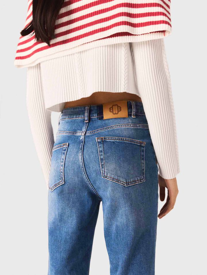 Denim jeans with pockets