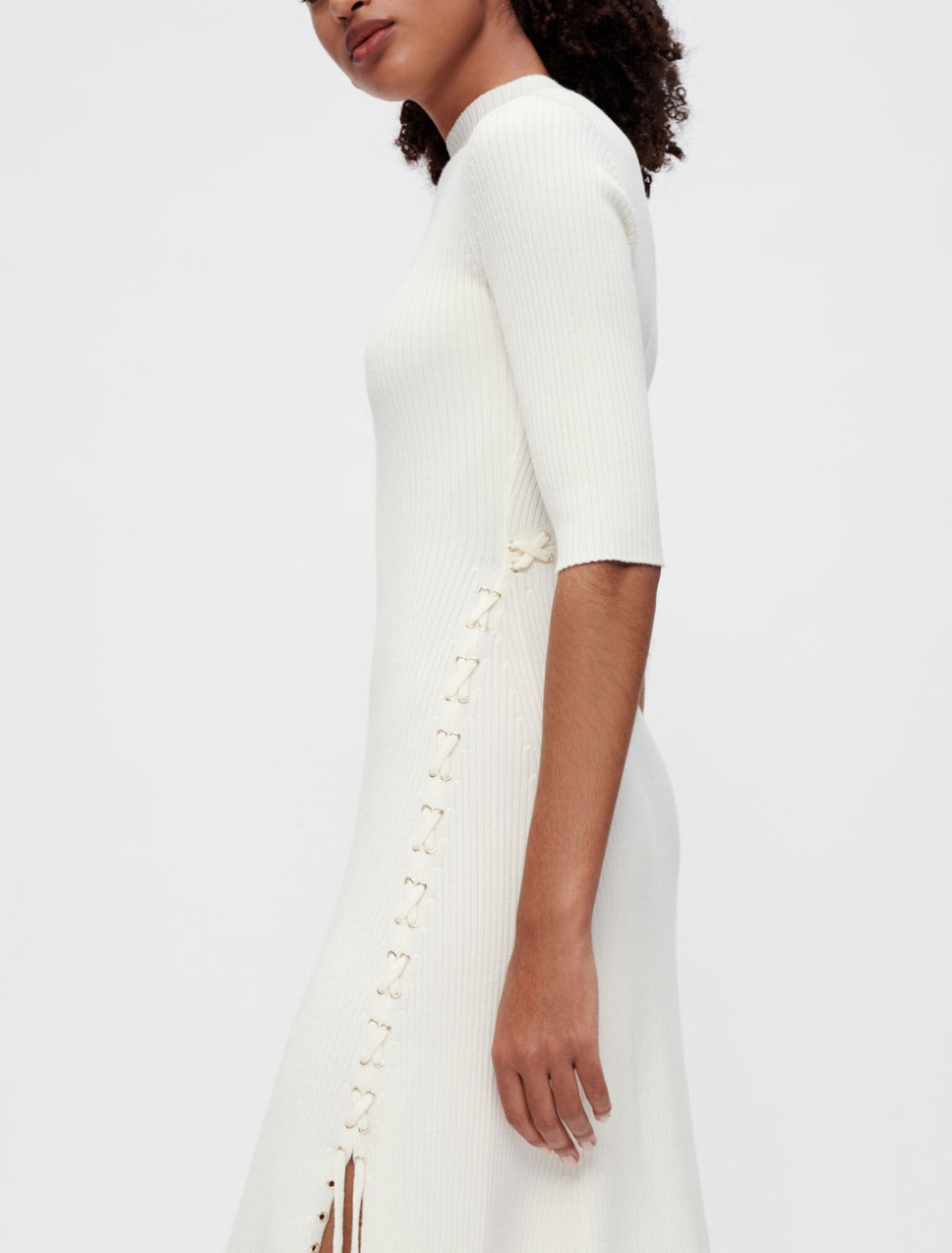 Strickkleid mit Rippenmuster