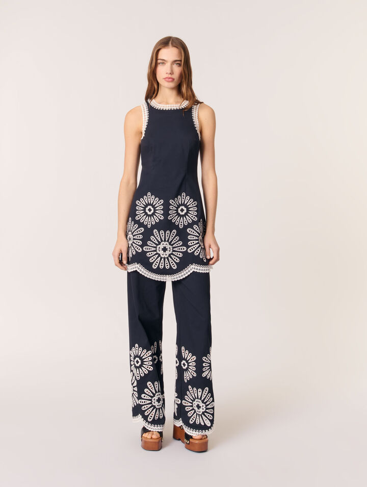 Kurzes Kleid mit Häkeldetails