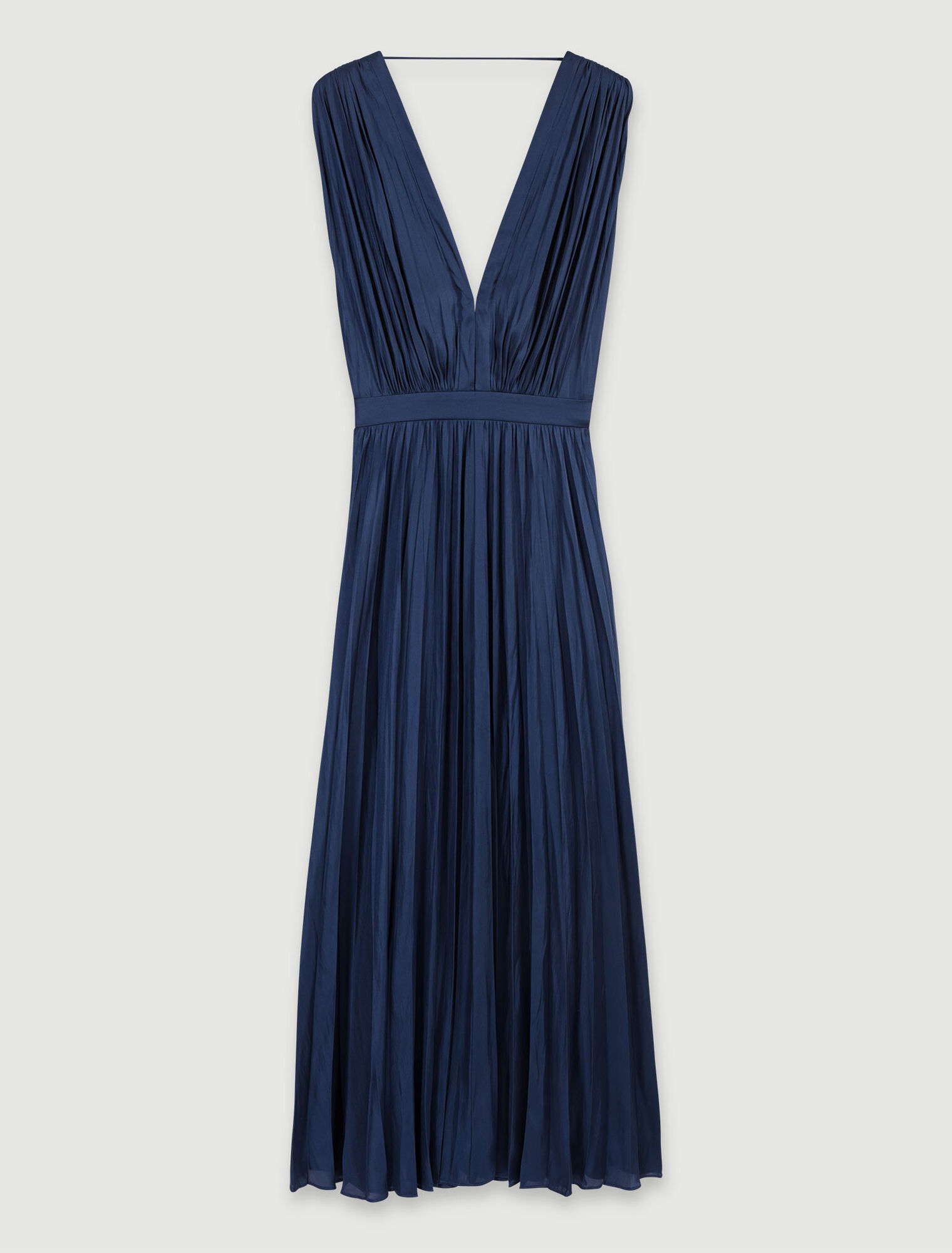 Langes plissiertes Kleid